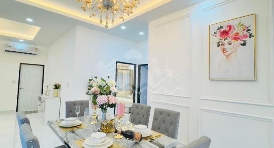 For sale 4 bedrooms house in Bang Lamung, Chonburi