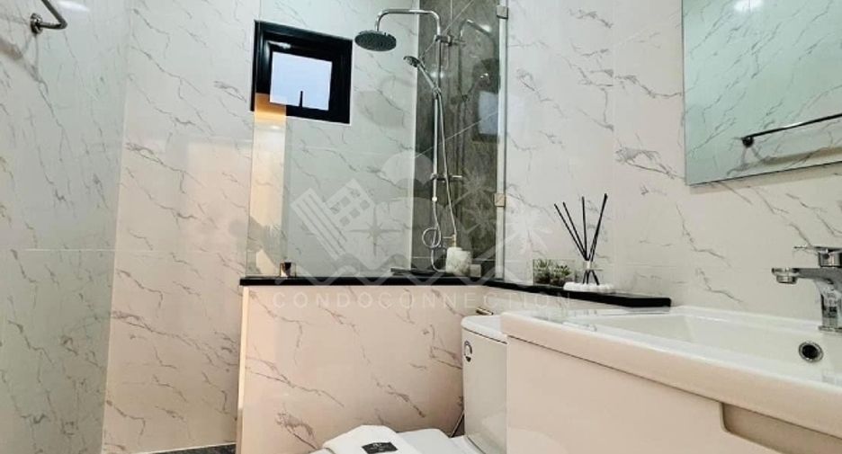 For sale 4 bedrooms house in Bang Lamung, Chonburi