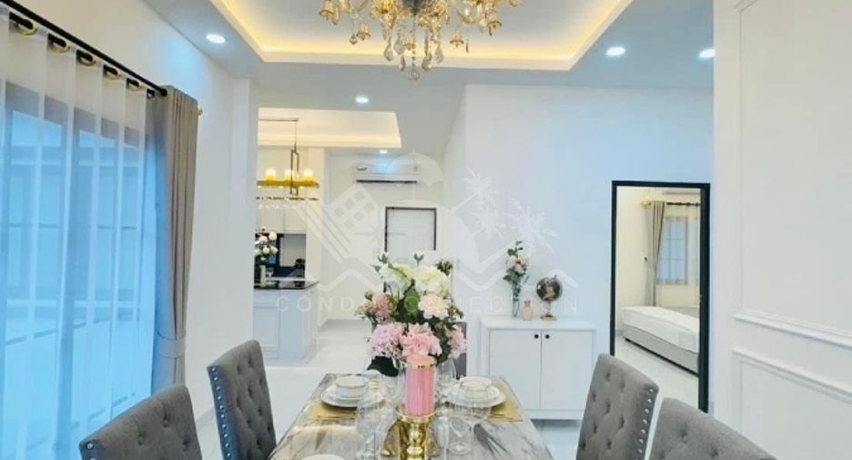 For sale 4 bedrooms house in Bang Lamung, Chonburi
