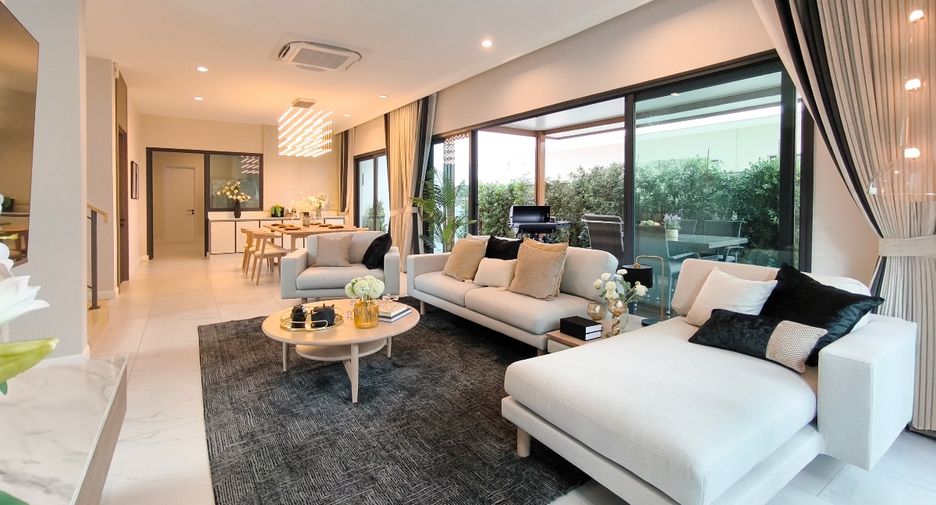 For sale 4 bedrooms house in East Pattaya, Pattaya
