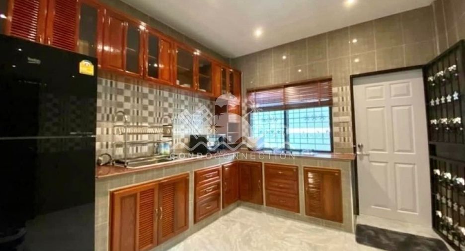 For sale 3 bedrooms house in Jomtien, Pattaya
