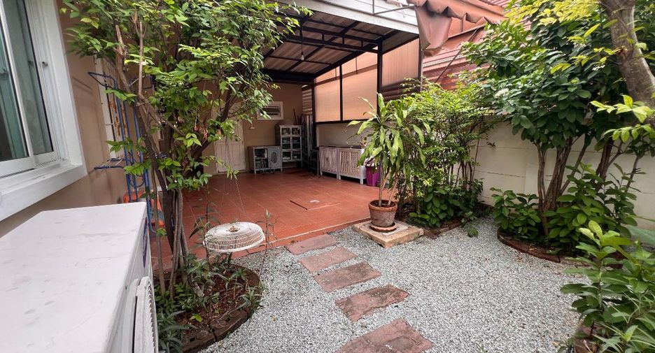 À vendre 5 chambres maison à East Pattaya, Pattaya