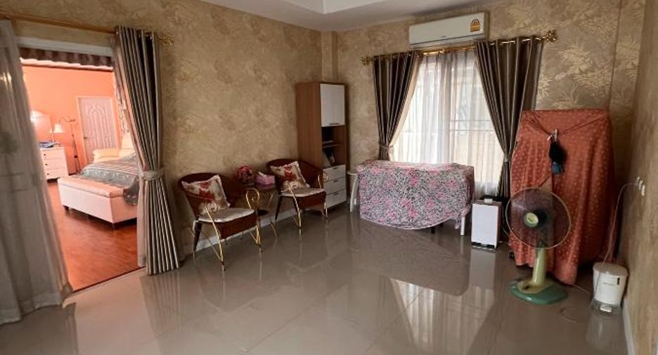 À vendre 5 chambres maison à East Pattaya, Pattaya
