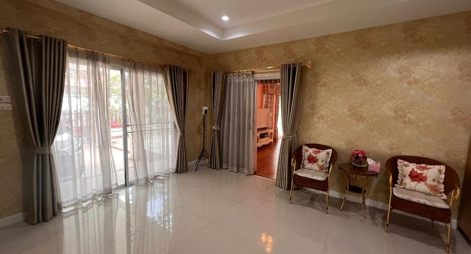 À vendre 5 chambres maison à East Pattaya, Pattaya