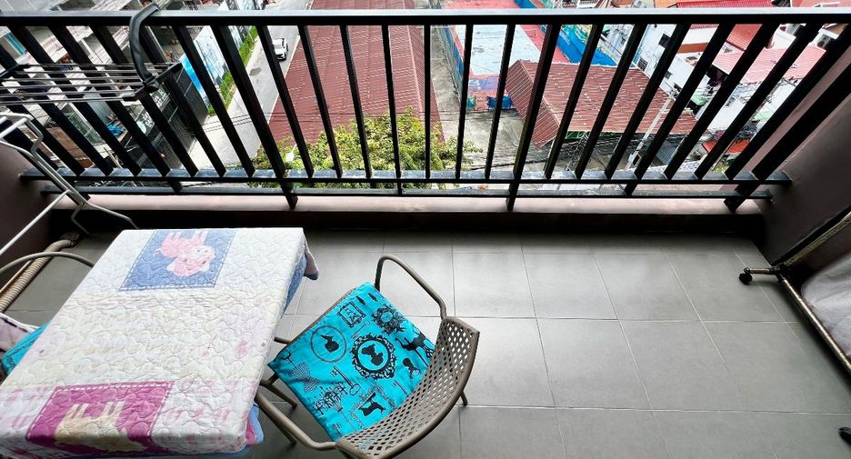 For sale studio condo in Pratumnak, Pattaya