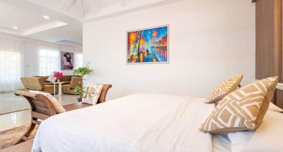 For sale 6 bedrooms house in East Pattaya, Pattaya