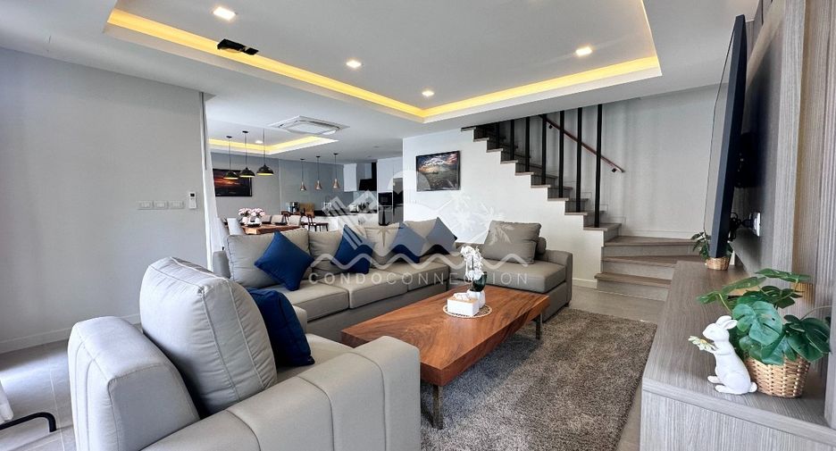 For sale 4 bedrooms house in South Pattaya, Pattaya