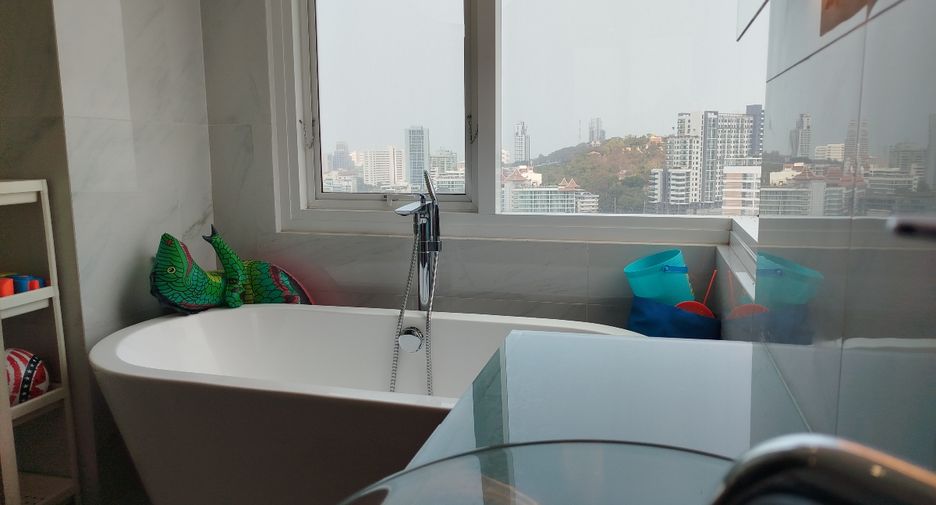 À vendre 2 chambres condo à South Pattaya, Pattaya