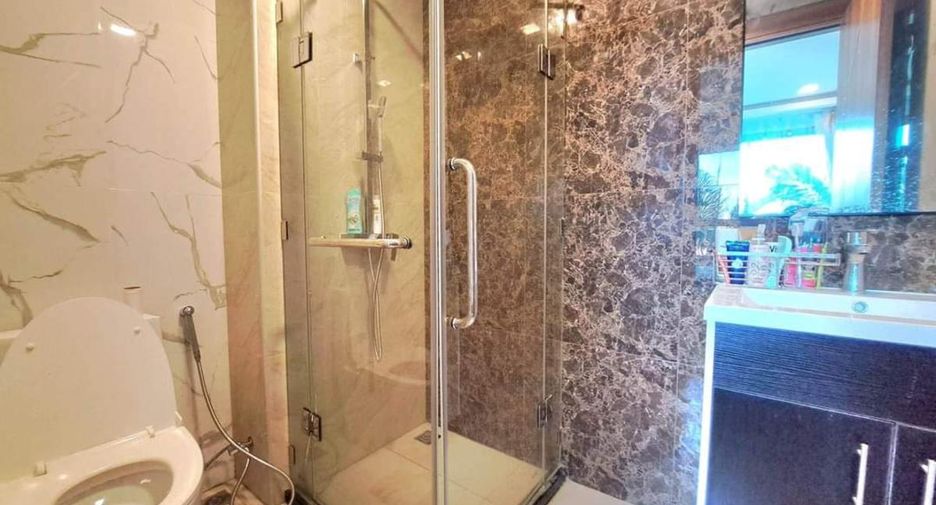 Продажа 2 спальни кондо в Южная Паттайя, Паттайя