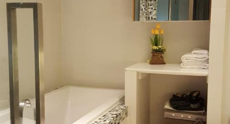 For sale 2 bedrooms condo in North Pattaya, Pattaya