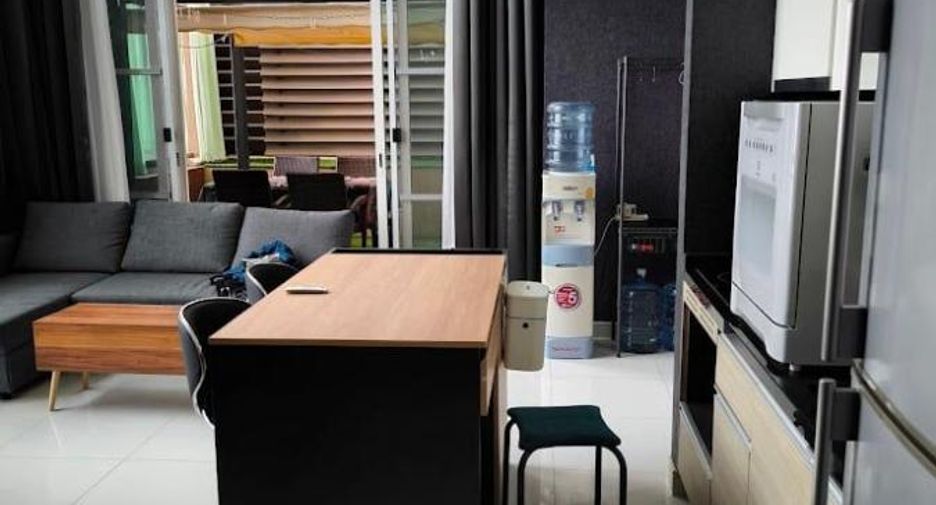 Продажа 2 спальни кондо в Йомтиен, Паттайя