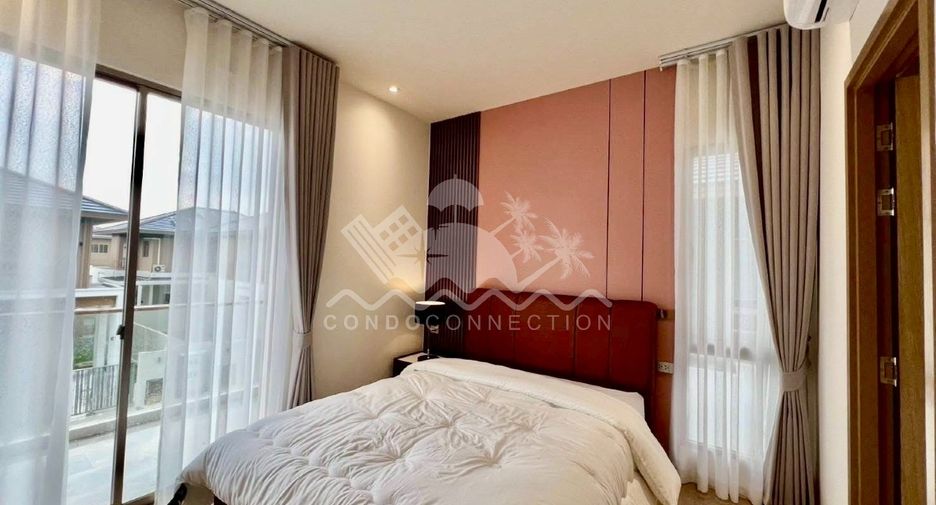 For sale 4 bedrooms house in East Pattaya, Pattaya