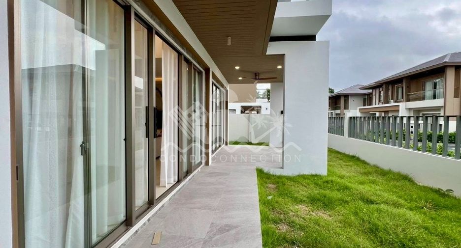 For sale 4 bedrooms house in East Pattaya, Pattaya