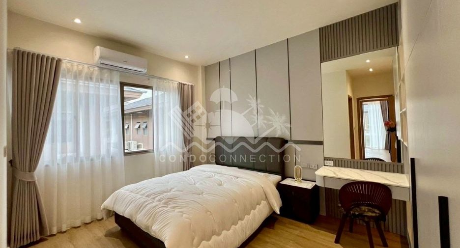 For sale 4 bedrooms house in East Pattaya, Pattaya