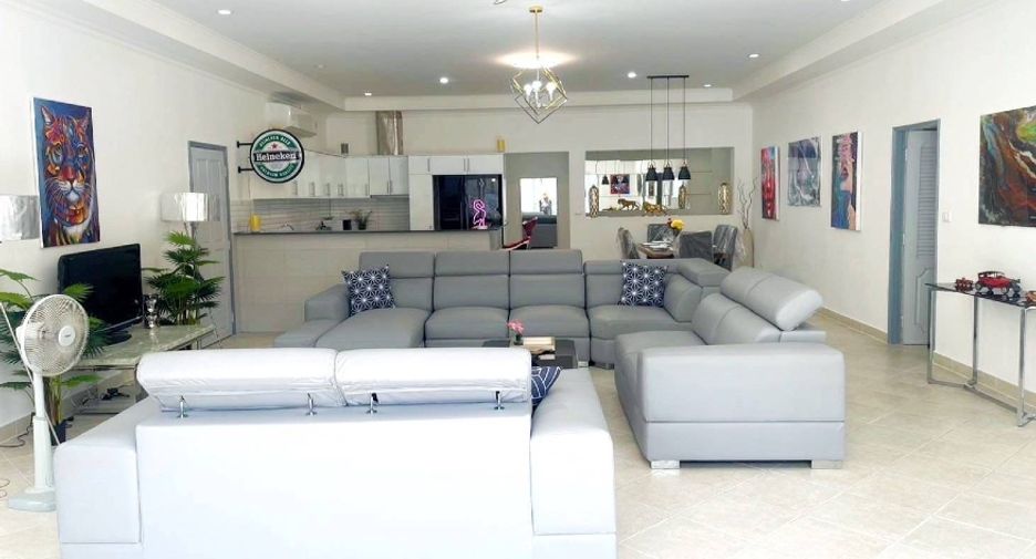 For sale 12 bedrooms house in Pratumnak, Pattaya