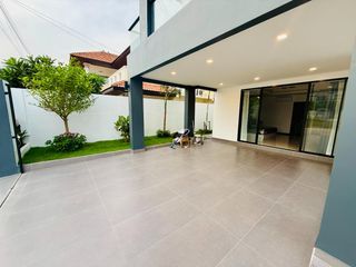出售 6 卧室 独立屋 在 Bang Lamung, Chon Buri