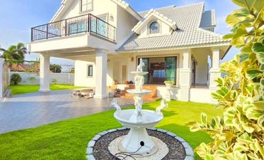 For sale 5 bedrooms house in East Pattaya, Pattaya