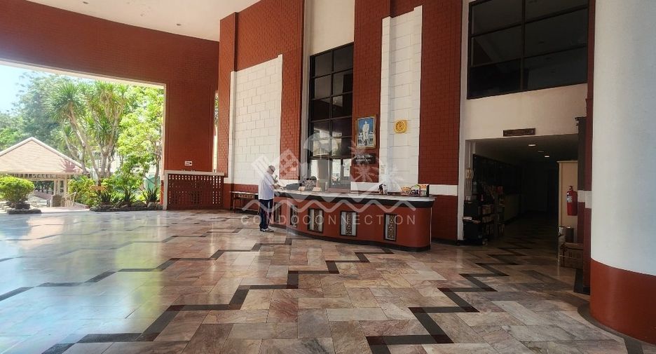 For sale 2 bedrooms condo in Jomtien, Pattaya