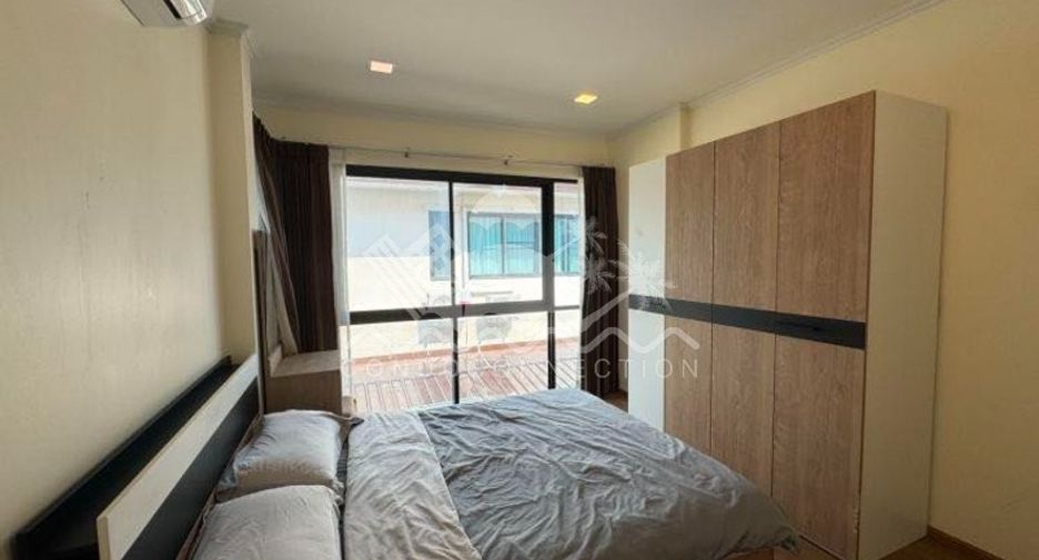 For sale 4 bedrooms house in East Pattaya, Pattaya
