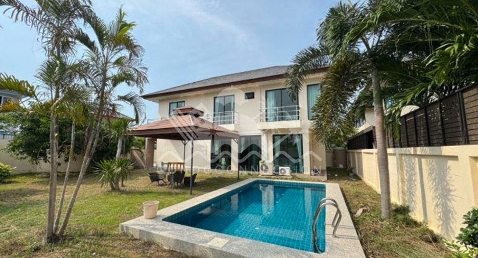 For sale 4 bedrooms house in East Pattaya, Pattaya