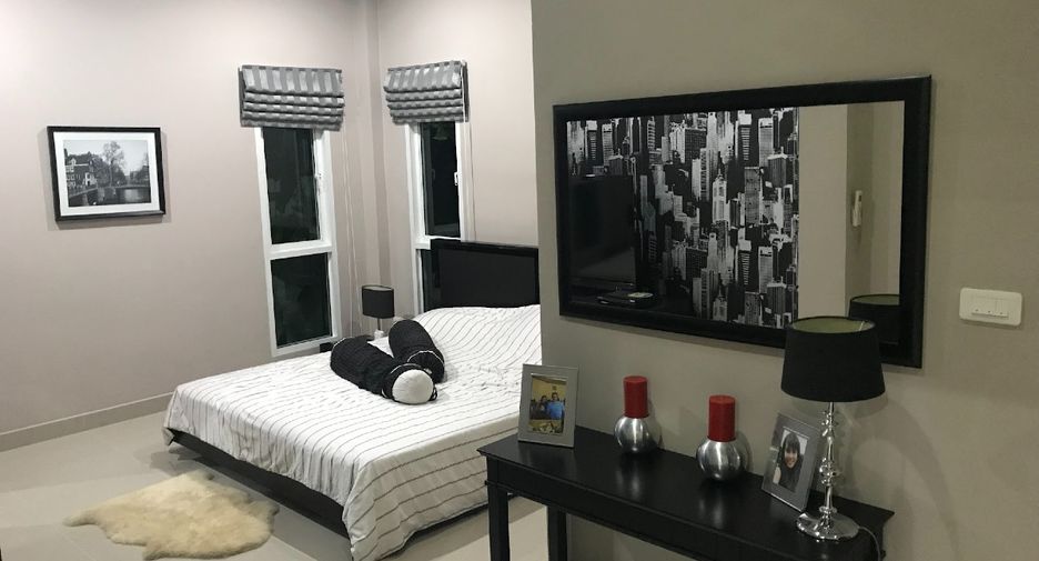 出售 4 卧室 独立屋 在 东芭堤雅, 芭提雅