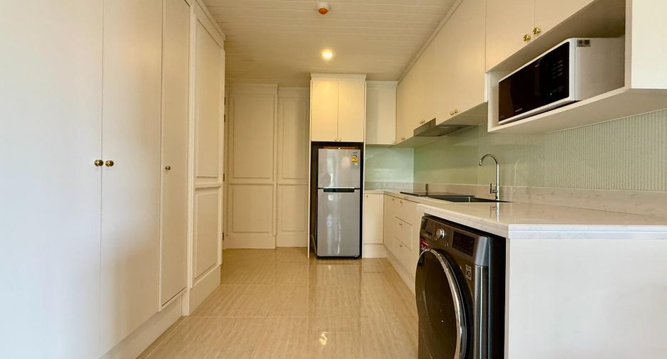 For sale 3 ベッドルーム condo in Sattahip, Chonburi