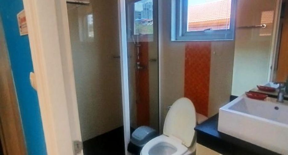 For sale studio condo in Pratumnak, Pattaya