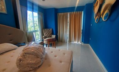 For sale studio condo in Pratumnak, Pattaya