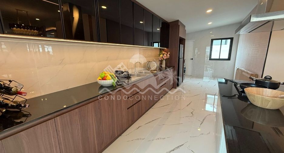 For sale 3 ベッドルーム house in East Pattaya, Pattaya