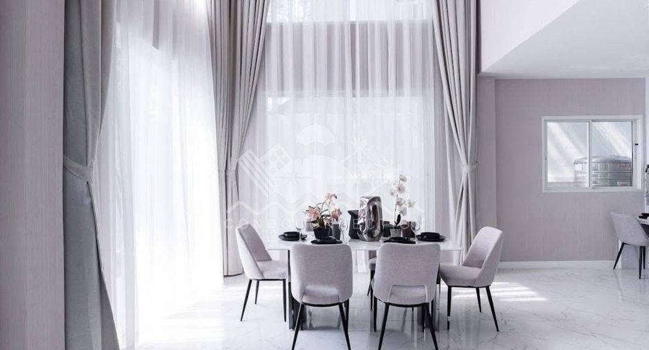 Haus zum Kauf mit 4 Zimmer in Jomtien, Pattaya