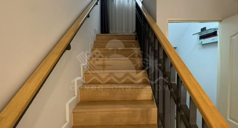 For sale 3 bedrooms house in East Pattaya, Pattaya