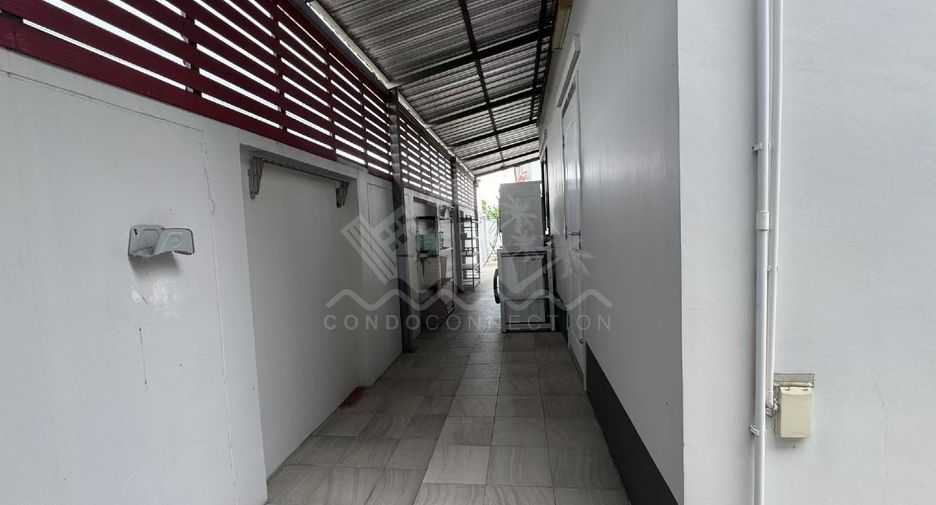 For sale 3 bedrooms house in East Pattaya, Pattaya