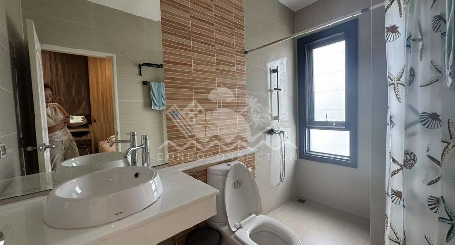 For sale 3 bedrooms house in East Pattaya, Pattaya