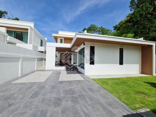 For sale 4 bedrooms house in Bang Lamung, Chonburi