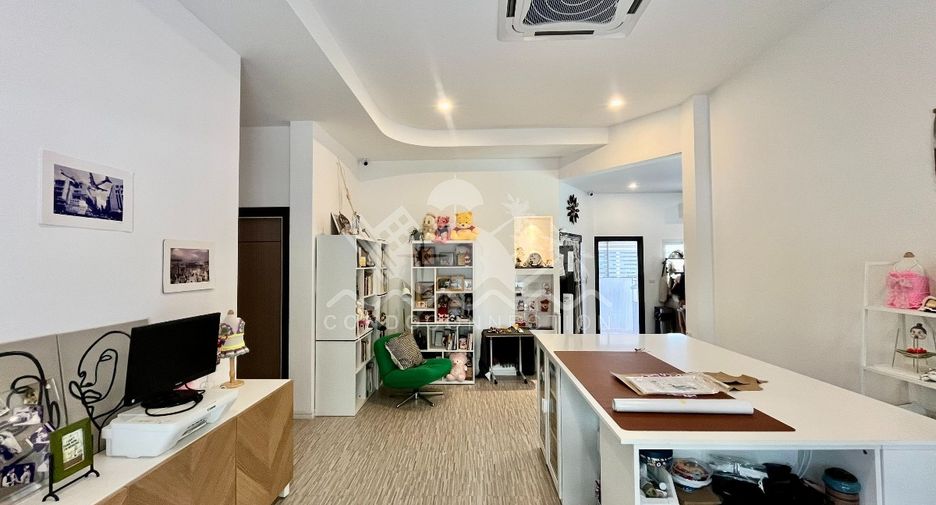 Haus zur Miete mit 3 Zimmer in East Pattaya, Pattaya