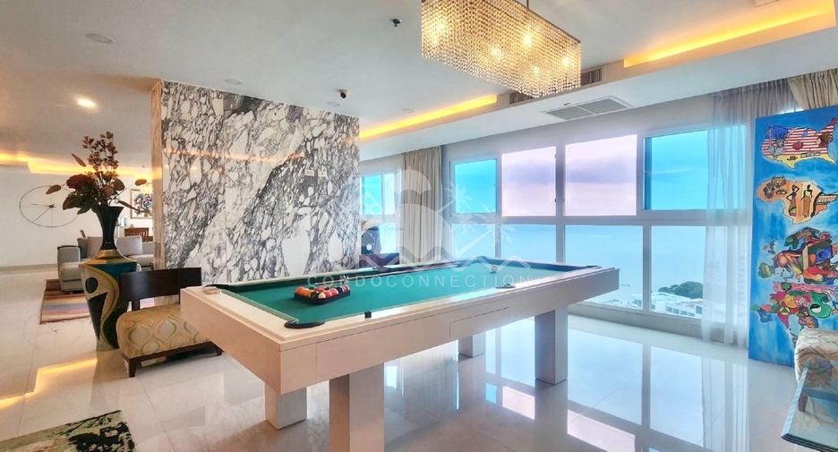 For sale 2 bedrooms condo in Pratumnak, Pattaya