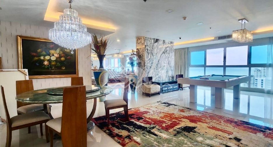 For sale 2 bedrooms condo in Pratumnak, Pattaya
