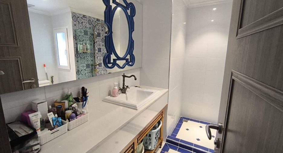 For sale 2 ベッドルーム condo in Jomtien, Pattaya