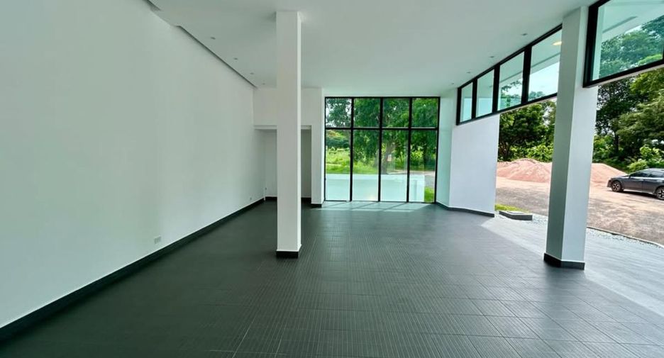 For sale 4 bedrooms house in Huay Yai, Pattaya