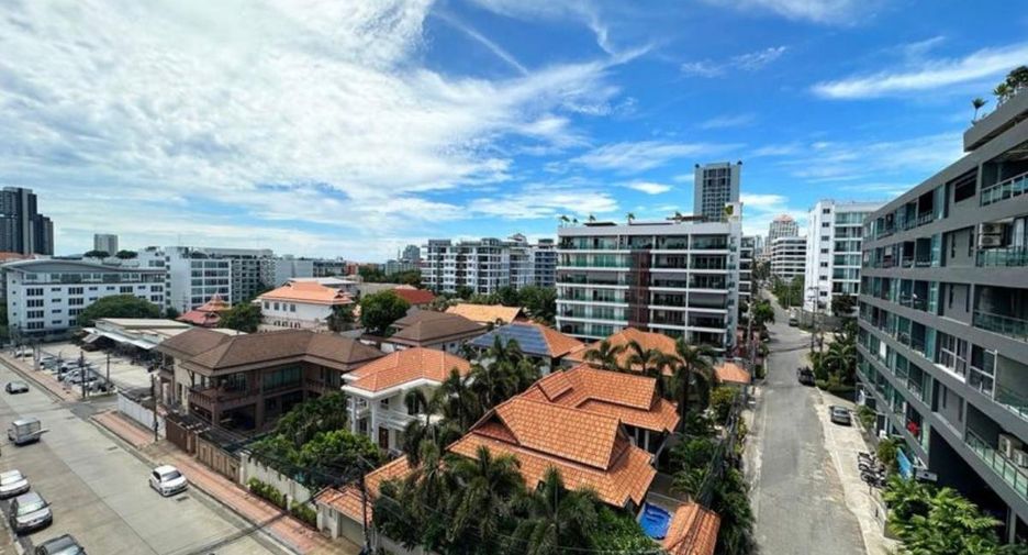For sale 1 bed condo in Pratumnak, Pattaya