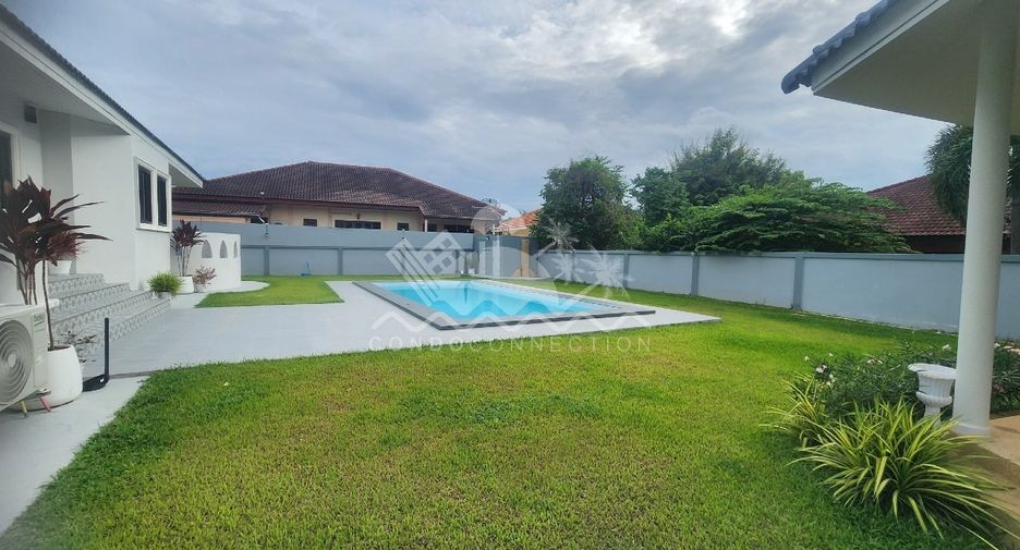 For sale 3 bedrooms house in Sattahip, Chonburi