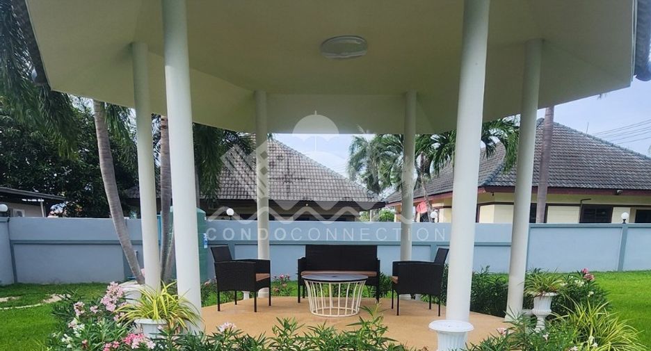 For sale 3 bedrooms house in Sattahip, Chonburi