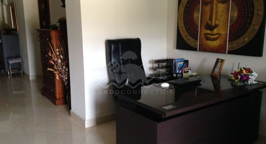 À vendre 2 chambres condo à Pratumnak, Pattaya