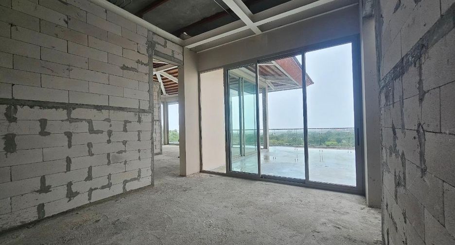 For sale 3 bedrooms condo in Sattahip, Chonburi