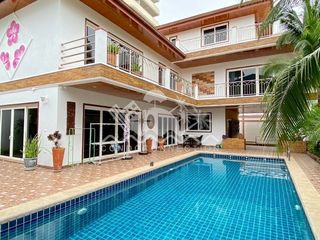 À louer 5 chambres maison à Bang Lamung, Chonburi