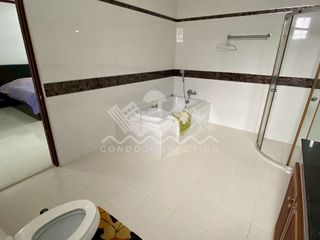 À louer 5 chambres maison à Bang Lamung, Chonburi
