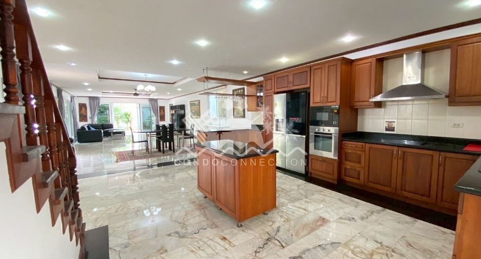 Haus zur Miete mit 5 Zimmer in Jomtien, Pattaya