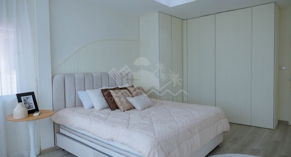 For sale 5 bedrooms house in East Pattaya, Pattaya