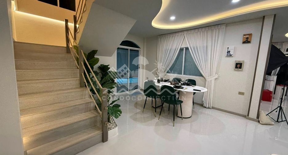 For sale 5 bedrooms house in East Pattaya, Pattaya