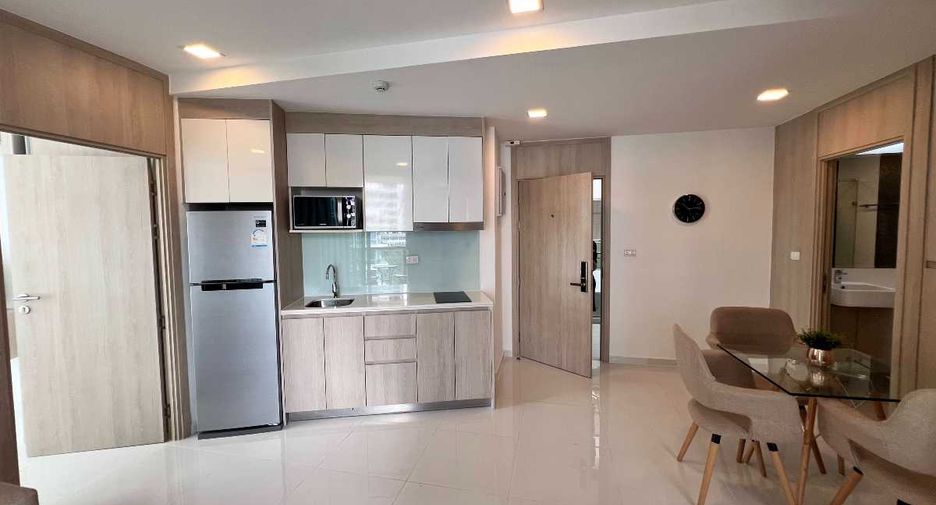 For sale 2 bedrooms condo in Pratumnak, Pattaya